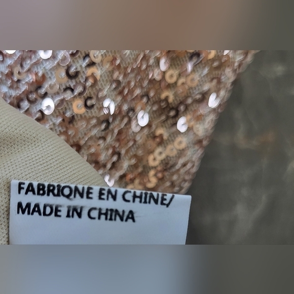 Kalinnu's Gown,‎ For Formals, Proms, Etc.  Rose Gold Sequins, Dress Size (S) - Picture 9 of 15